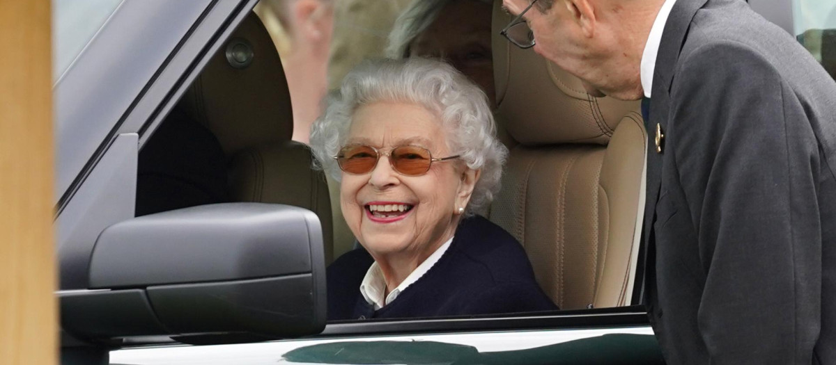 La Reina Isabel, en un espectáculo ecuestre que forma parte de los homenajes no oficiales por su Jubileo