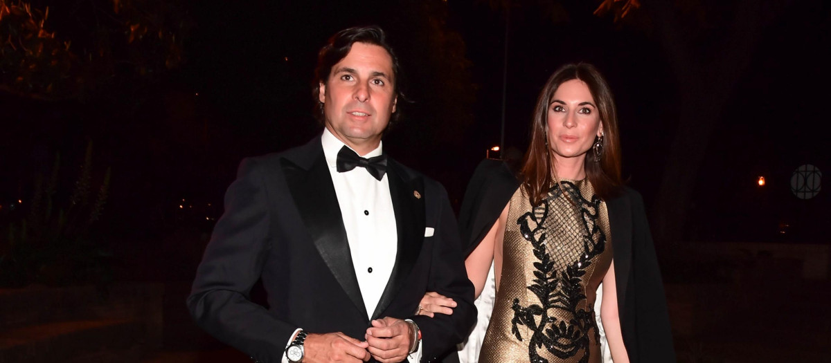 Francisco Rivera Ordoñez and Lourdes Montes arriving to "Los Enganches" event dinner on occasion of Sevilla Fair in Seville, April 29, 2022