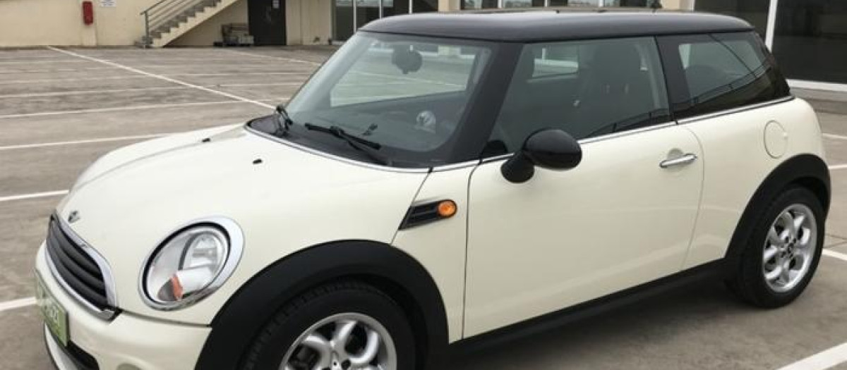 El lote del BOE incluye modelos de capricho como el Mini