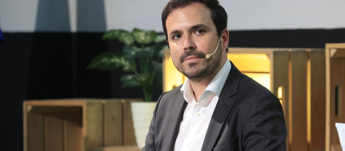 El ministro de Consumo, Alberto Garzón, durante la presentación del informe