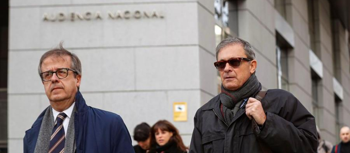 Jordi Pujol Ferrusola (d), a su llegada a la Audiencia Nacional en febrero de 2020