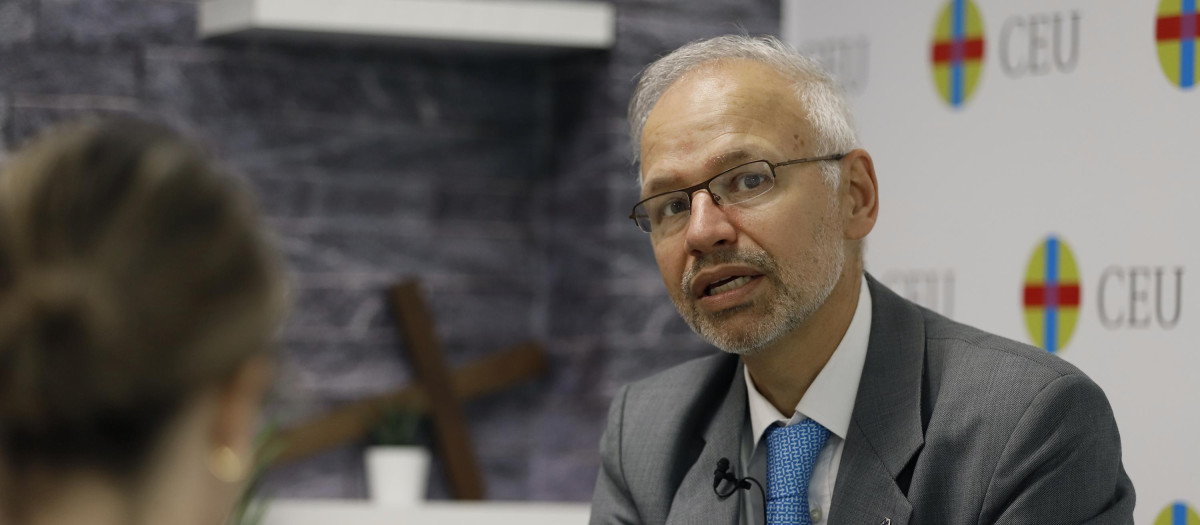 El cardiólogo Manuel Martínez Sellés fue nombrado presidente del Ilustre Colegio de Médicos de Madrid en septiembre de 2020