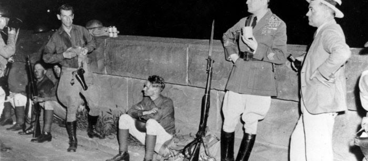 Soldados de la Primera Guerra Mundial bebiendo