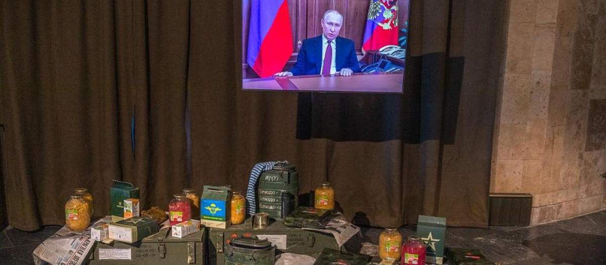 Imagen de la exposición 'Ukraine - Crucifixiton', en el Museo de la Segunda Guerra Mundial de Kiev, en Ucrania