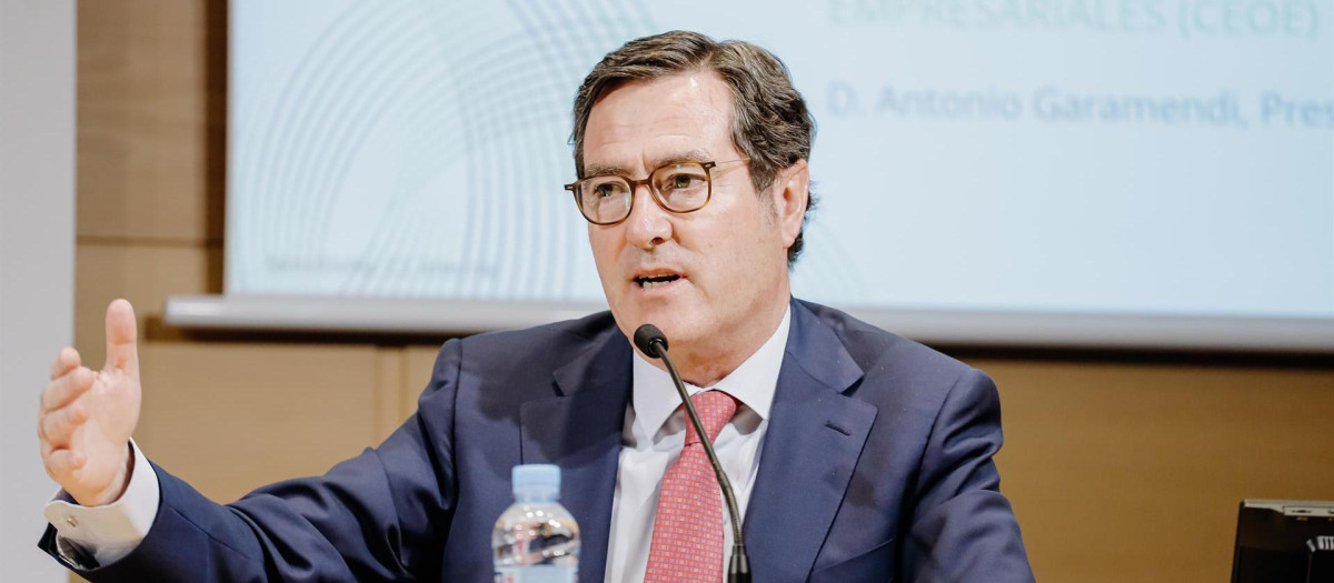 El presidente de la CEOE, Antonio Garamendi, durante su intervención en el Foro Medcap 2022.