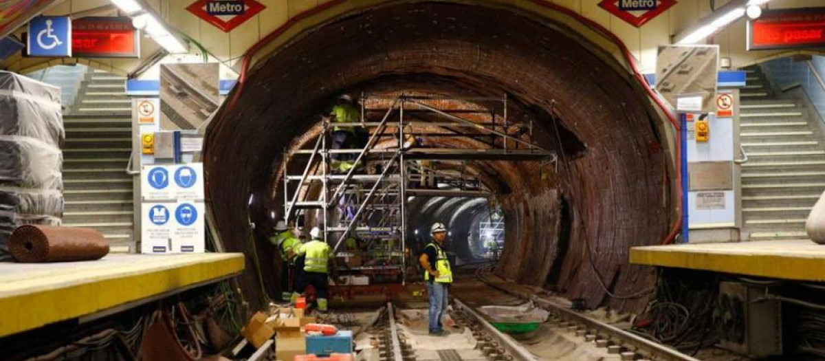 Estación de Metro en obras, en una imagen de recurso