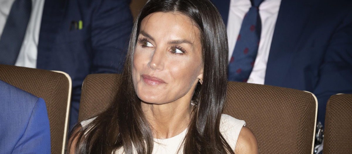 Spanish Queen Letizia during opening season of Conference Los puentes de las mujeres: propuestas desde el sur para el camino global" in Madrid on Thursday, 19 May 2022