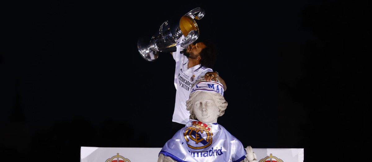 Marcelo, este domingo, en Cibeles, celebrando la Decimocuarta