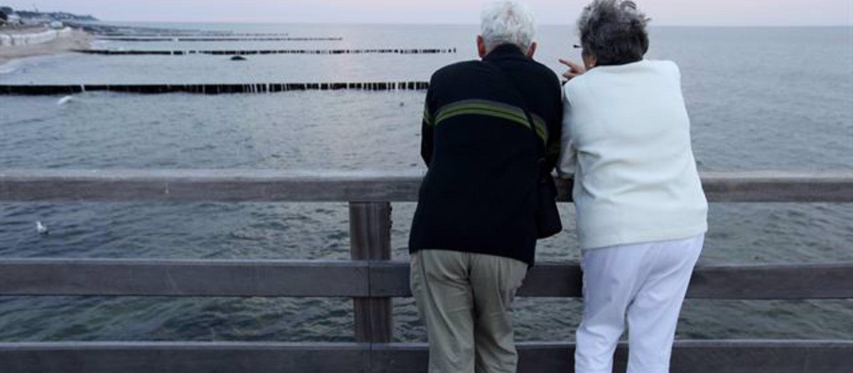 Belarra ha congelado los 22 euros por jubilado que paga el Estado a los hoteleros del Imserso