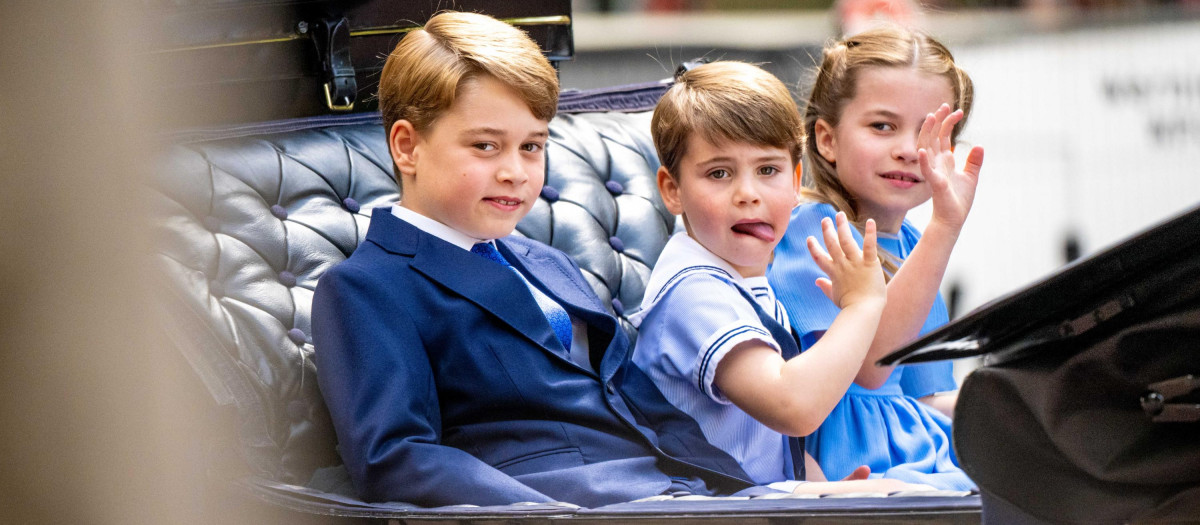 El Príncipe Jorge, el Príncipe Luis y la Princesa Carlota, hijos de los Duques de Cambridge