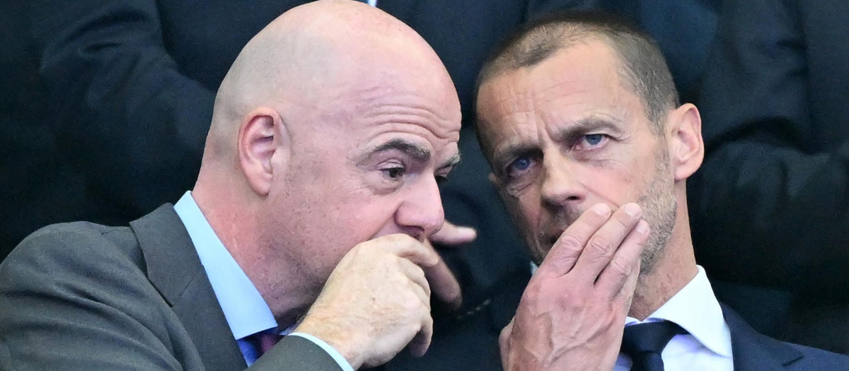 Los presidentes de la FIFA y la UEFA, Gianni Infantino y Aleksander Ceferin, en la última final de la Champions