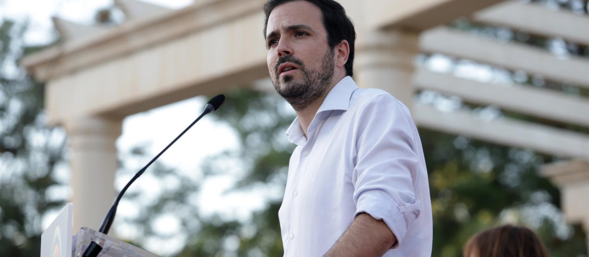 El ministro de Consumo, Alberto Garzón, durante un acto de campaña de las elecciones andaluzas