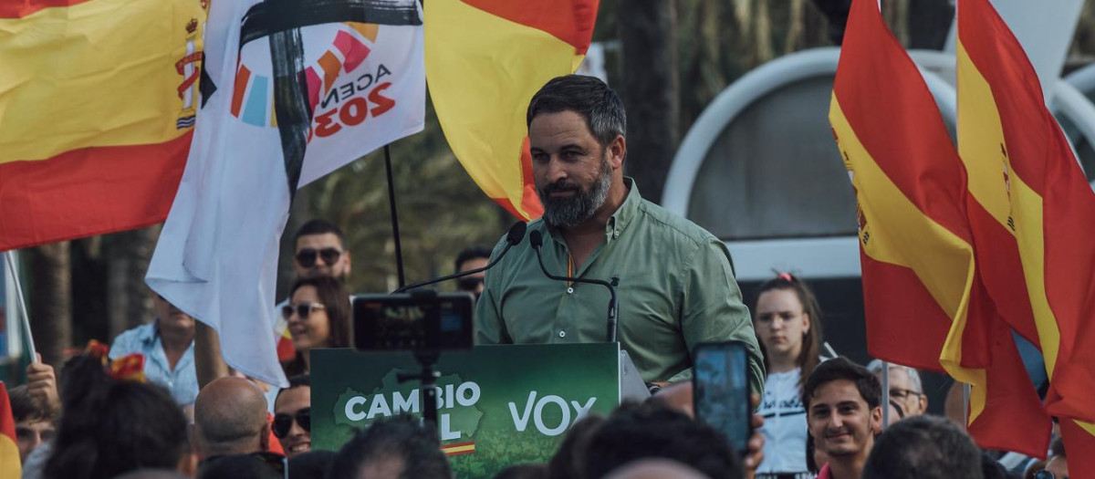Santiago Abascal, durante un acto de precampaña electoral en Almería