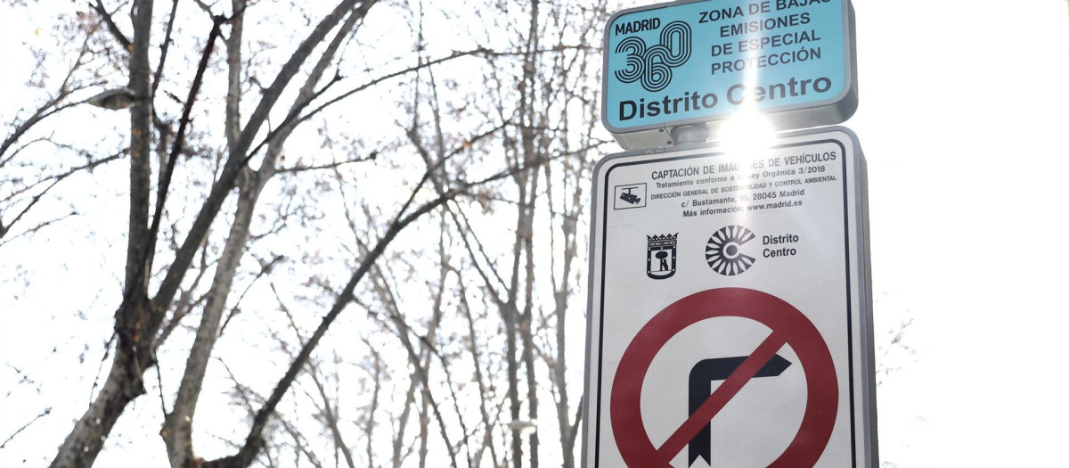 Anuncio de zona de bajas emisiones en Madrid