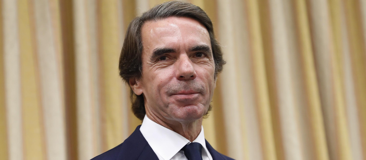 Spain's former Prime Minister and Partido popular President Jose Maria Aznar attends an investigation commission about PP´s alleged illegal funding at Spanish Parliament, in Madrid, on Tuesday 18, September 2018.