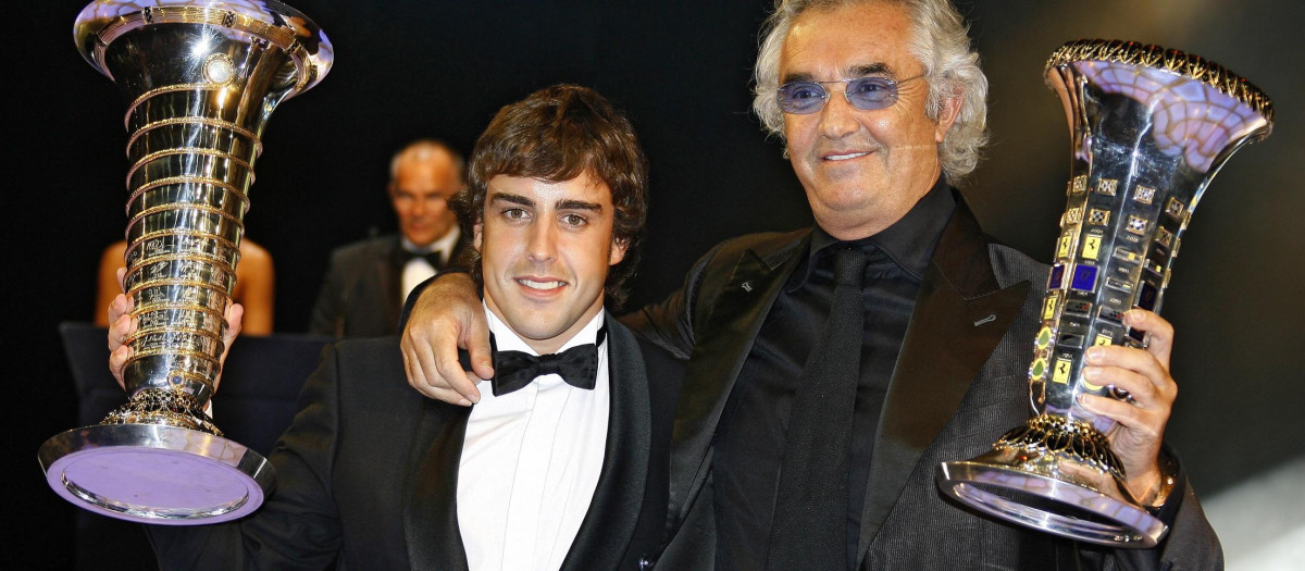 Flavio Briatore es una de las figuras más importantes en la carrera del piloto asturiano y fue el jefe de equipo durante su estancia en Renault