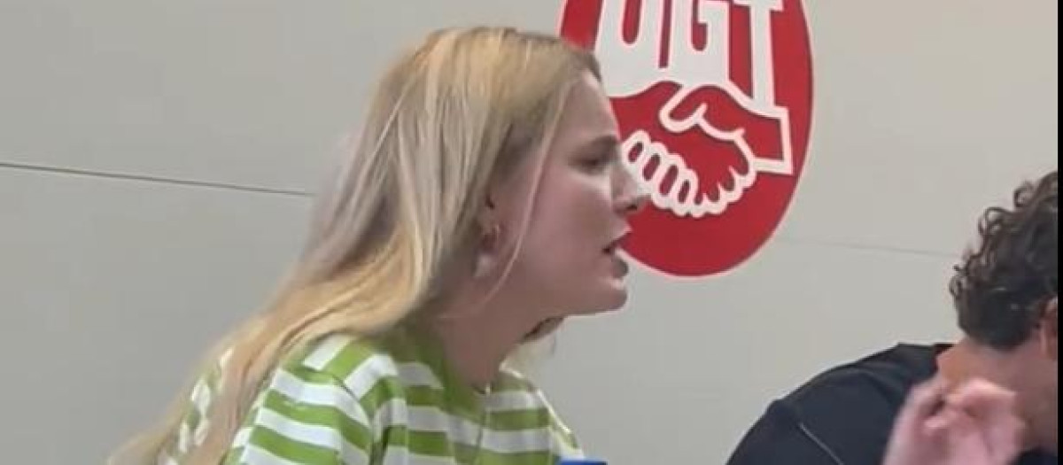 Elisa Vigil, diputada del PP, en la sede de UGT