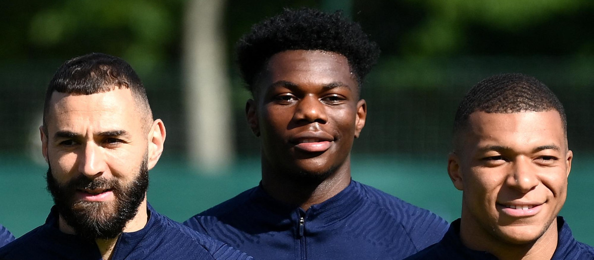 Benzema, Tchouaméni y Mbappé con la Selección francesa