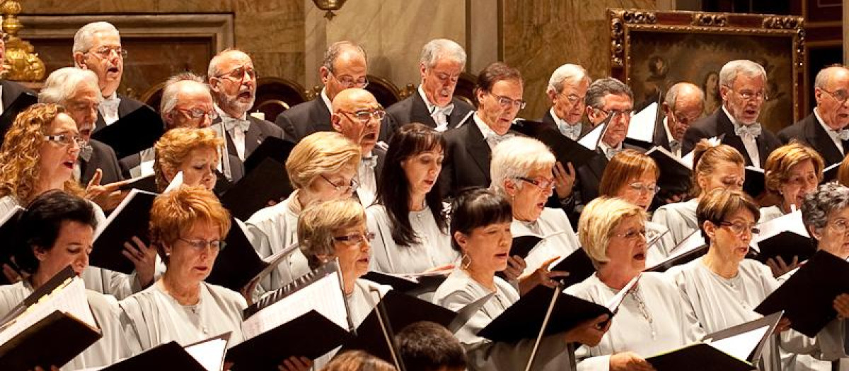 Imágenes del concierto del Coro Francisco Salinas