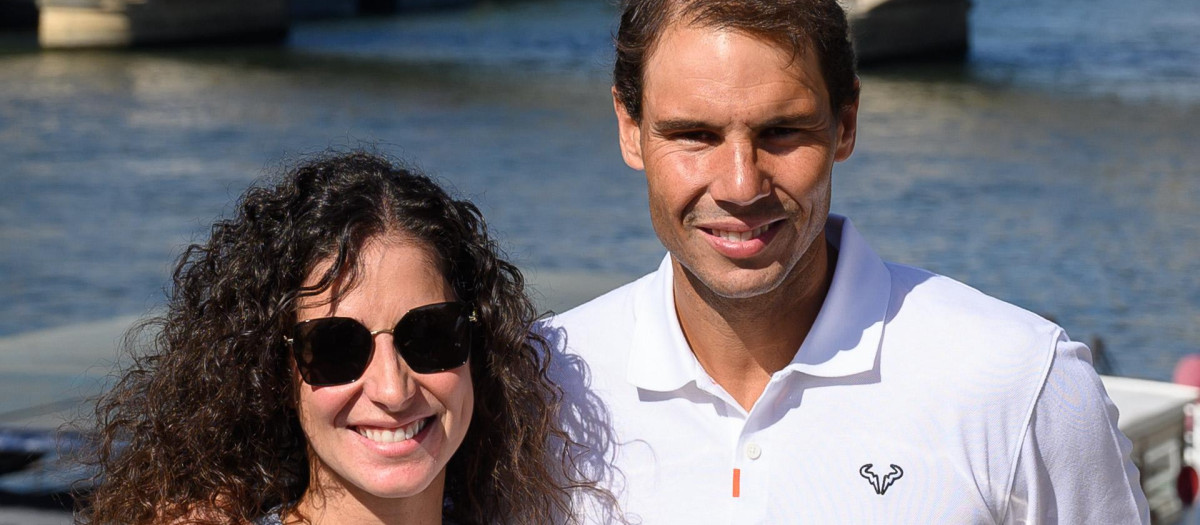 Rafa Nadal y Mery Perelló posan en París tras el último Roland Garros