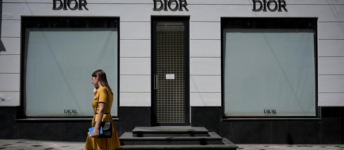 Dior es otra de las marcas de lujo que ha cerrado sus tiendas en Moscú