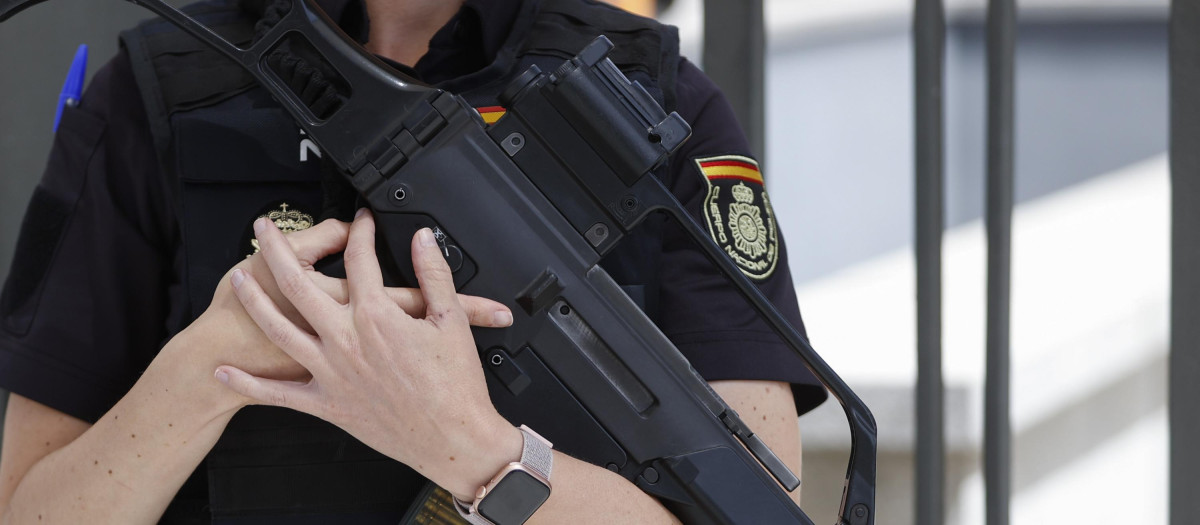 La seguridad ante la cumbre de la OTAN se intensifica con el estreno del sistema de alertas por SMS ante catástrofes