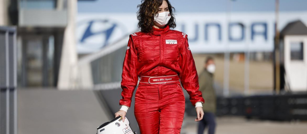 Isabel Díaz Ayuso, en el circuito del Jarama en febrero