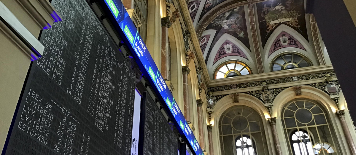 La Bolsa española amplía las ganancias al 1,01 % apoyada en Repsol y la banca