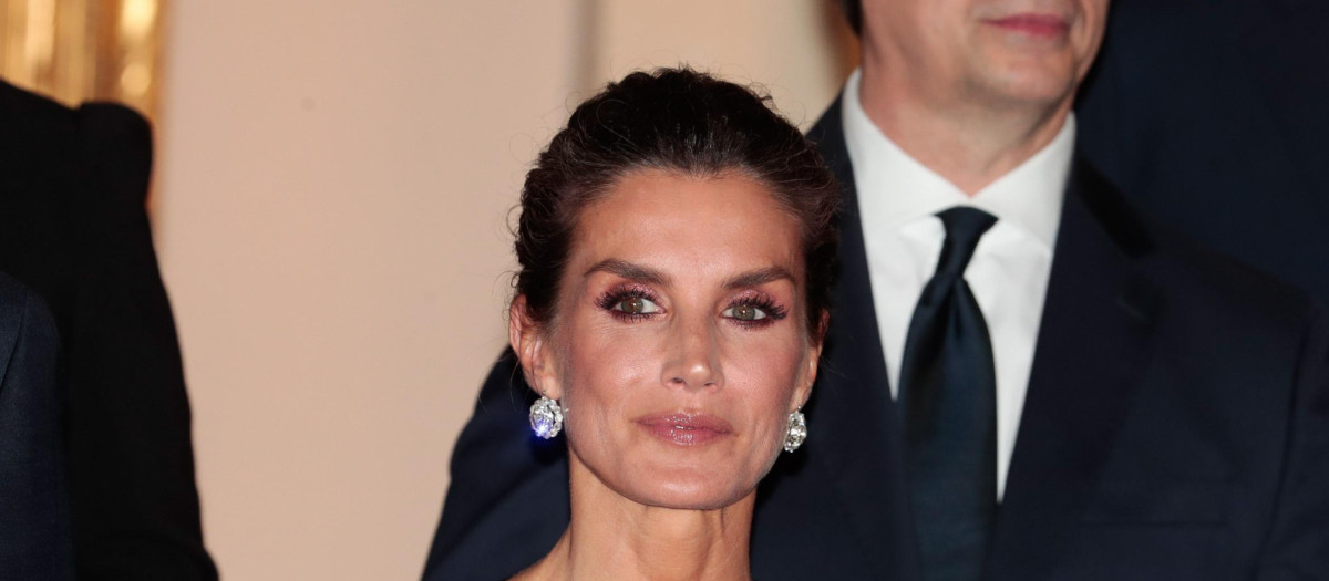 La Reina Letizia posa con mandatarios mundiales reunidos en Madrid para la cumbre de la OTAN