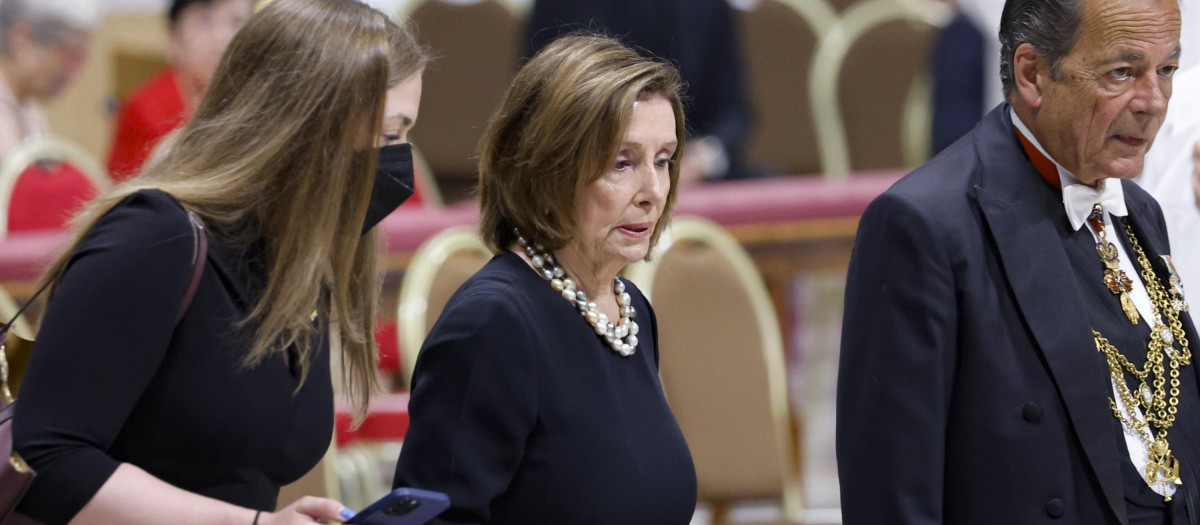 Nancy Pelosi en la basilica de San Pedro durante la Eucaristía de este miércoles 29 de junio