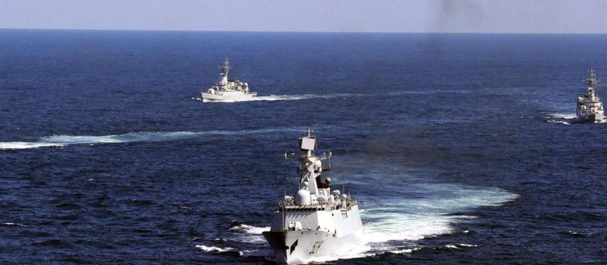 Buques de China navegan entre Japón y Taiwán