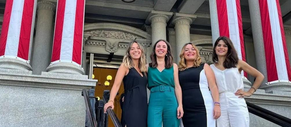 Irene Montero e Isa Serra, durante su viaje por Estados Unidos