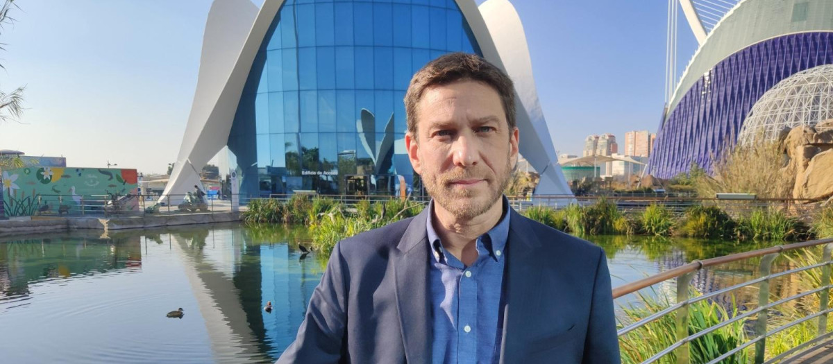 Joshua Novick, profesor asociado de IE Business School