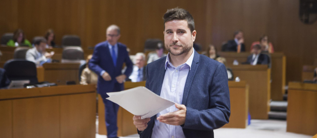 Nacho Escartín ya no será portavoz de Podemos en las Cortes de Aragón