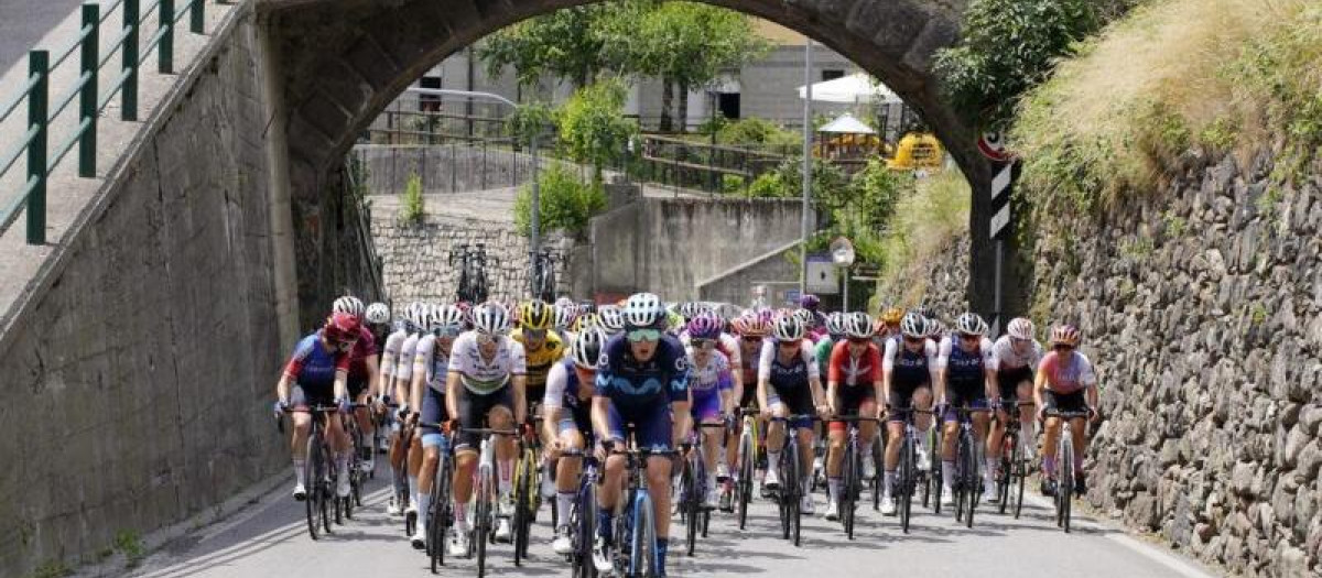 Una etapa del Giro de Italia femenino 2022
