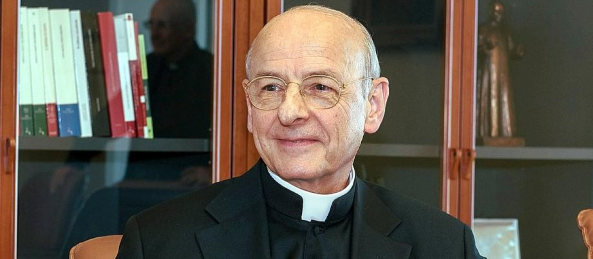 Monseñor Fernando Ocariz