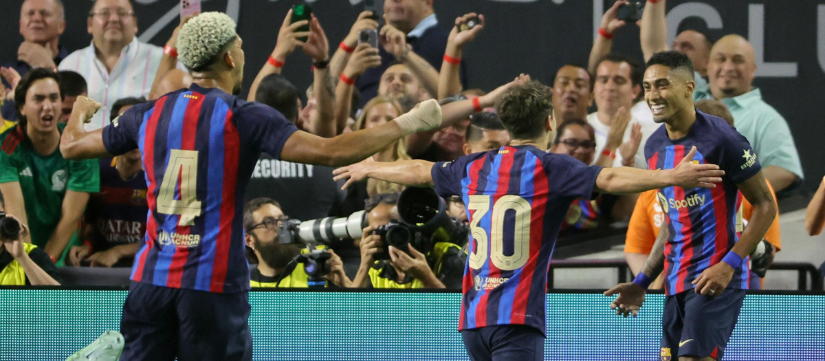 Raphinha anotó con un golazo que entró por la escuadra el 0-1. El jugador brasileño acaba de ser fichado por el Barcelona