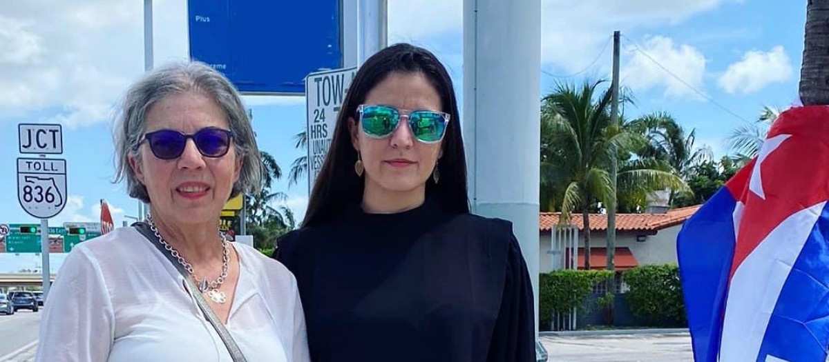 Viuda de Osvaldo Payá con suhija