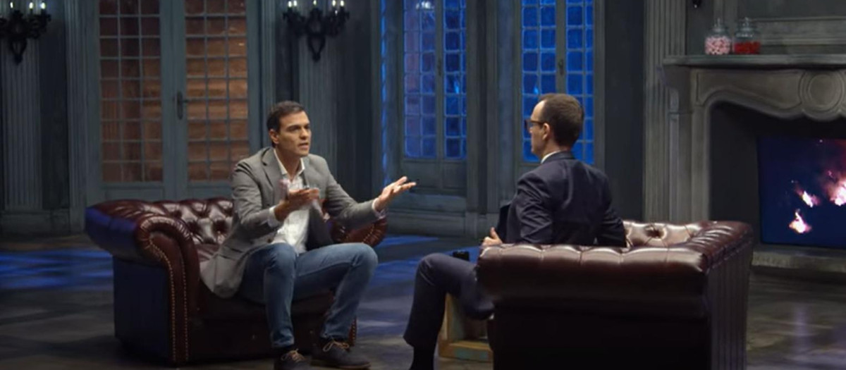 Pedro Sánchez y Risto Mejide, en una emisión de 'Al Rincón'