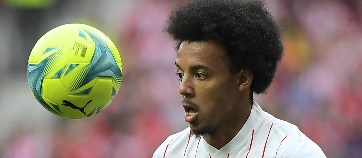 Jules Koundé, durante su etapa reciente como jugador del Sevilla
