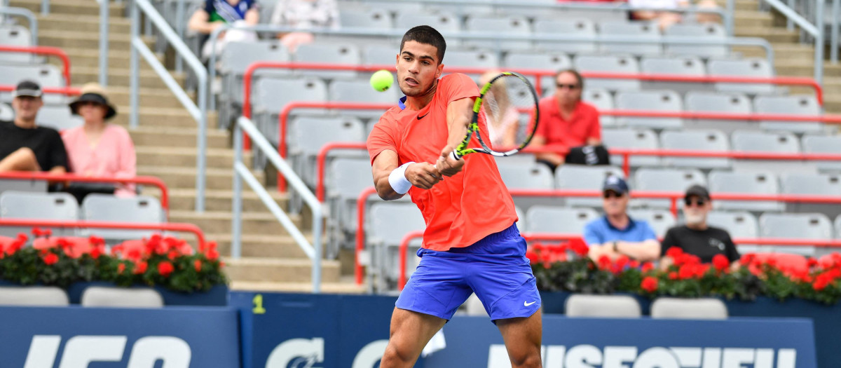 Carlos Alcaraz en el partido de su debut en el Masters 1000 de Canadá