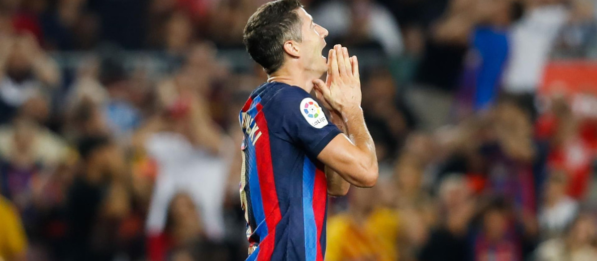 El debut oficial de Lewandowski acabó en lamento: tropiezo ante el Rayo Vallecano