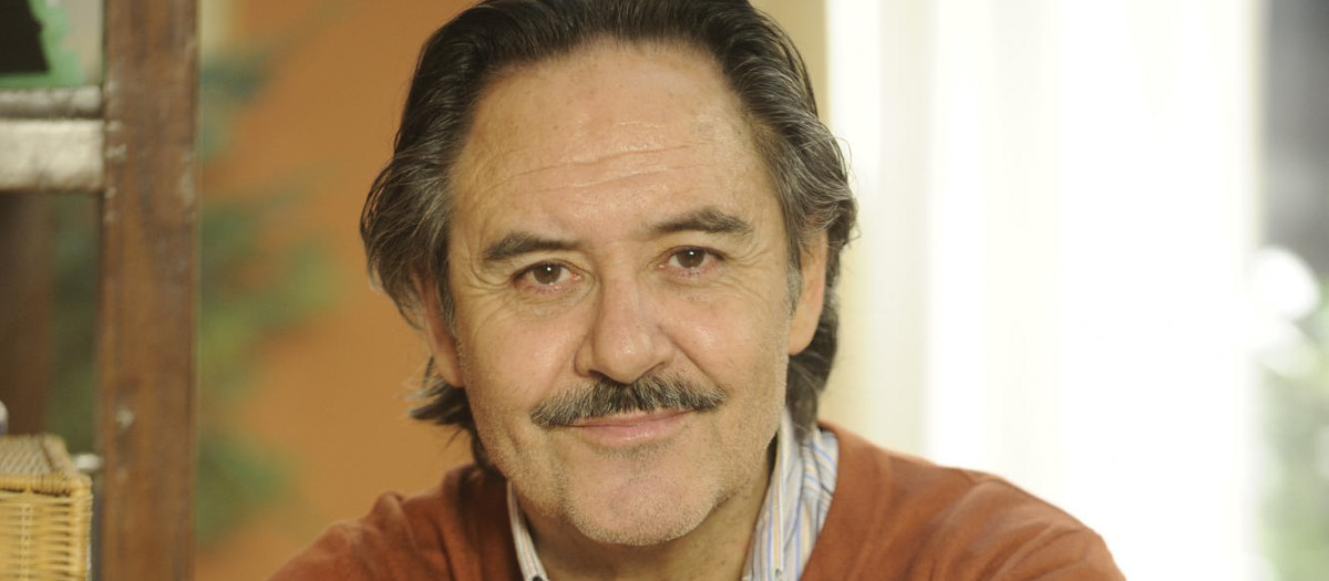 EL ACTOR SANTIAGO RAMOS DURANTE LA PRESENTACION DE LA SERIE " FAMILIA " EN MADRID
11/12/2012
MADRID