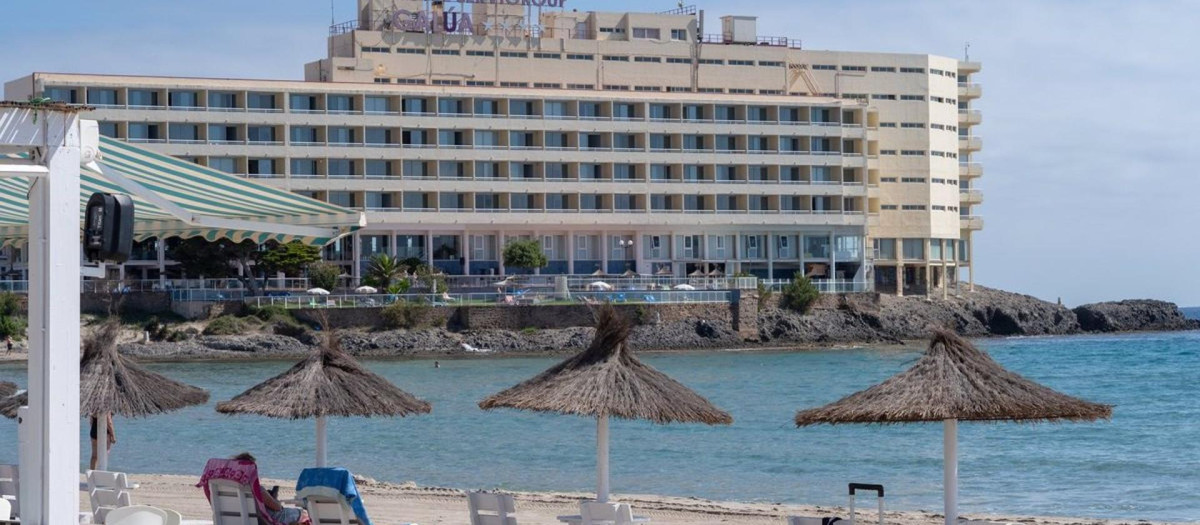 La facturación media diaria de los hoteles por cada habitación ocupada fue de 121,4 euros en julio