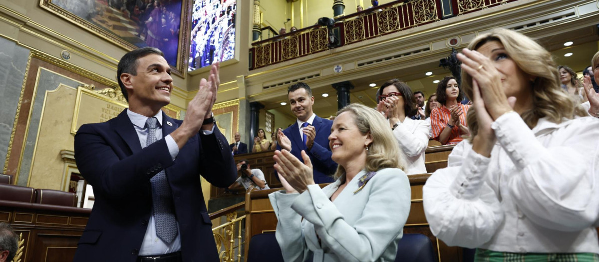 Pedro Sánchez, Nadia Calviño y Yolanda Diaz durante el Debate de la nación