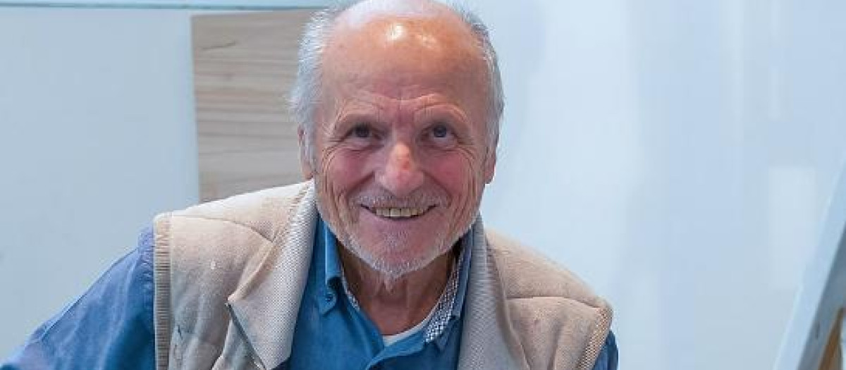 Antonio López en su taller en 2018