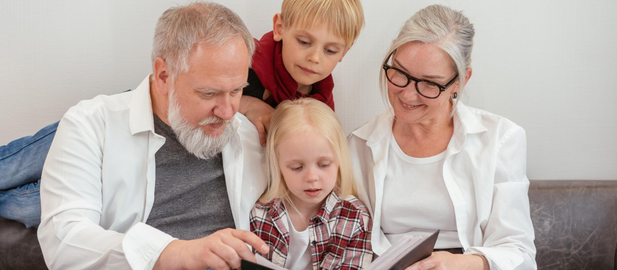 Si fijamos unas normas claras y las compartimos con los abuelos, los niños tendrán más claros sus límites.