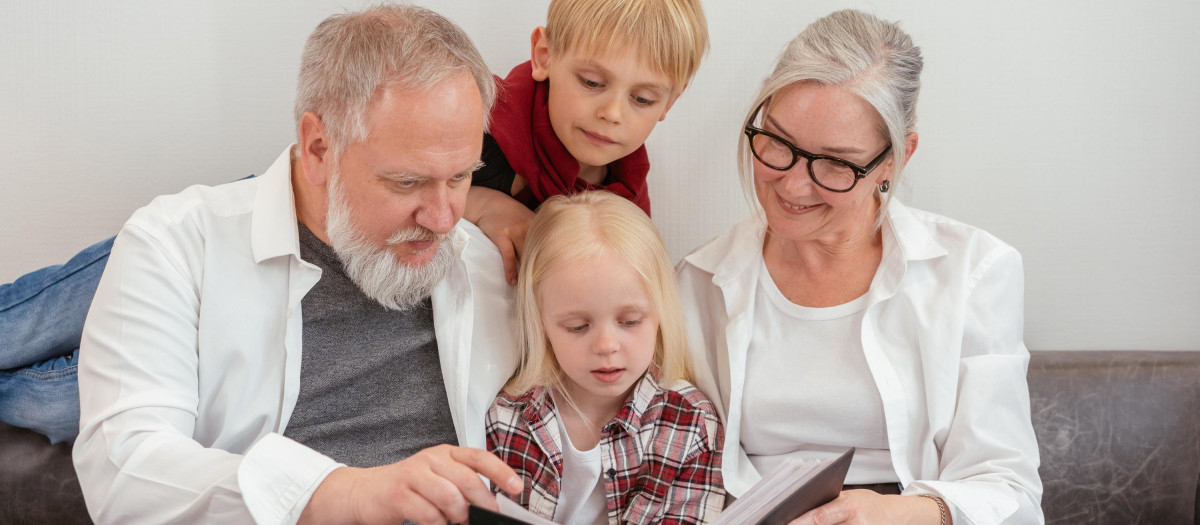 Si fijamos unas normas claras y las compartimos con los abuelos, los niños tendrán más claros sus límites.