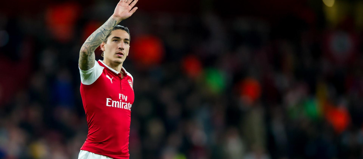Héctor Bellerín, en su etapa de jugador del Arsenal, ha fichado por el Barcelona
