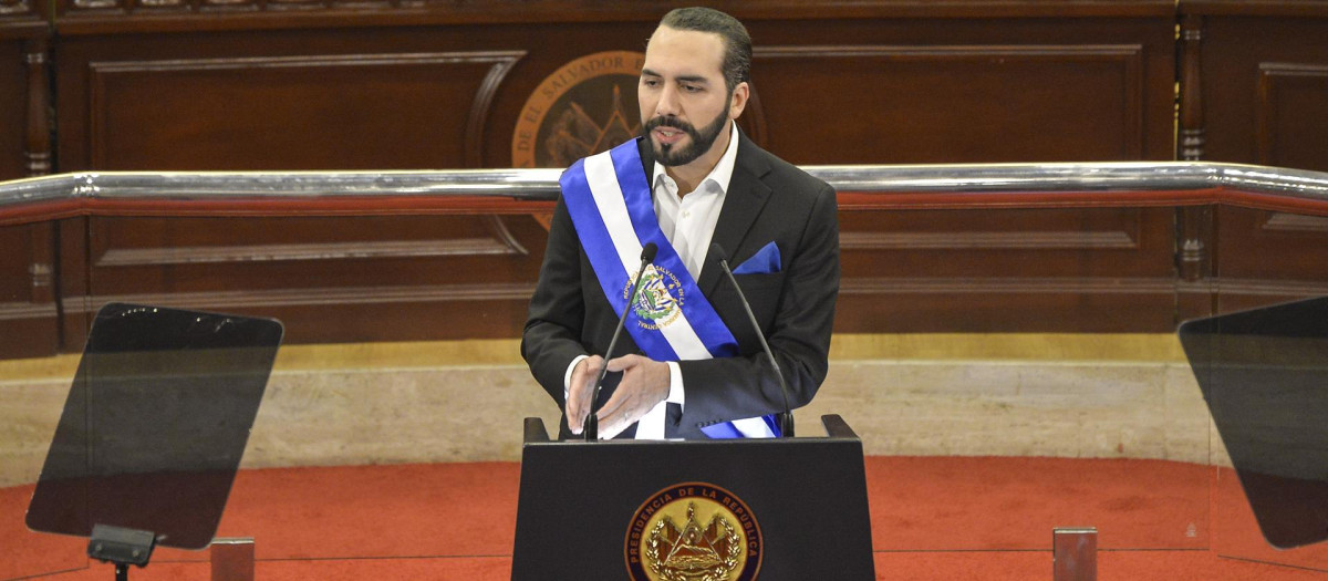 Nayib Bukele, presidente de El Salvador, sigue apostando por el bitcoin